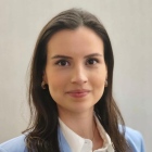 Dra. Kelly Pereira Robis