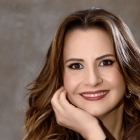 Dra. Lais  Alves Freitas