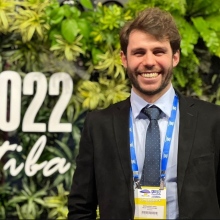 Ampliar imagem: Bernardo Guimarães Lara de Carvalho, Oftalmologista Divinópolis