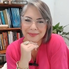 Dra. Débora Guedes