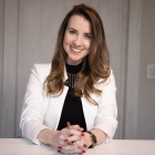 Dra. Letícia Kolachinski Brandão