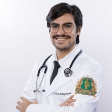 Ampliar imagem: Pedro Augusto Rodrigues Borges Andrade, Médico clínico geral Uberaba