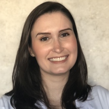 Ampliar imagem: Carolina Sangoi de Oliveira Ilha, Dermatologista Campinas