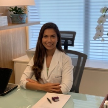 Ampliar imagem: Isadora Mendonça, Coloproctologista Rio de Janeiro