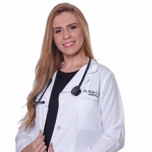 Ampliar imagem: Mariana Cruvinel, Médico clínico geral Goiânia
