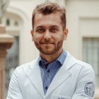 Dr. ROMULO OPPENHEIMER