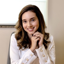 Ampliar imagem: Manuela Lemos, Especialista em Clínica Médica São Paulo