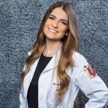 Ampliar imagem: Amanda Zanlorenzi, Generalista Curitiba