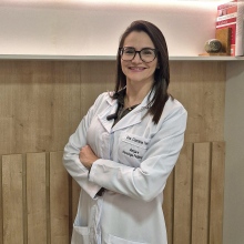 Ampliar imagem: Carolina Teló, Alergista pediátrico Passo Fundo