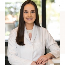 Ampliar imagem: Kaoane Alves, Dentista Umuarama