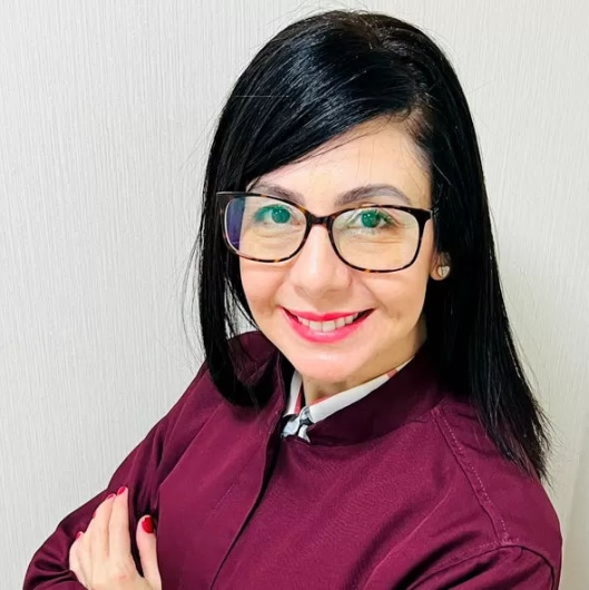 Prof. Fernanda Aline Freitas Ferreira opiniões Dentista São Paulo Doctoralia