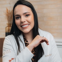 Ampliar imagem: Anna Paula Mendanha da Silva Aureliano, Hepatologista Taguatinga