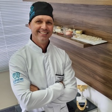 Robson F Consalter, Dentista Curitiba