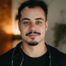 Ampliar imagem: João Vitor Bezerra, Fisioterapeuta Itu