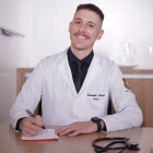 Dr. Bernardo Vicensi