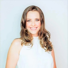 Ampliar imagem: Louise Crespo De Figueiredo Rodrigues, Dermatologista Macaé