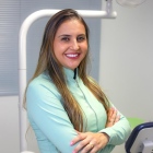 Dra. Victoria Santos