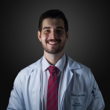 Ampliar imagem: Maycon Lázaro Pinheiro, Cirurgião buco-maxilo-facial São Paulo