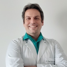 Ampliar imagem: Thiago Cavalcanti, Infectologista Salvador