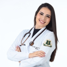 Ampliar imagem: Maria Julia  Loureiro, Médico clínico geral Rio de Janeiro