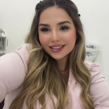 Ampliar imagem: Ingrid Marcella Caparroz, Dentista Campinas