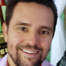 Ampliar imagem: Ederson Dias Lopes, Generalista Laguna Carapã