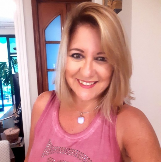 Dra. Mônica Fernandes