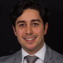 Ampliar imagem: Henrique de Castro e Souza Pires, Dentista Curitiba