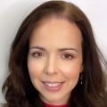 Aline Bastos Loureiro Xavier Mirandola, Dermatologista Rio de Janeiro