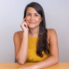 Dra. Isabela Correia