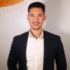 Dr. Douglas Rodrigues