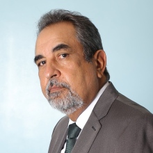 Ampliar imagem: Adolfo Santos Guerra Neto, Oftalmologista Salvador