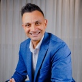 Rodrigo  Alvarenga , Dentista Resende