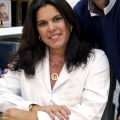 Simone Araujo, Dentista Goiânia
