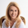 Renata Dutra Rezende, Médico clínico geral Uberaba