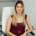 Hermana Caroline Veiga de Oliveira Ferreira, Dermatologista Campina Grande