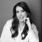 Dra. Mariana Valente