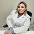 Ivia Celene Butzke Quintana, Cirurgião da mão Lages