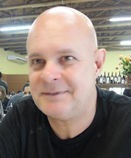 Dr. Luis Eduardo Garcia