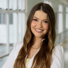 Ampliar imagem: Caroline Klock , Ginecologista Passo Fundo