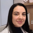 Dra. Lara Melo