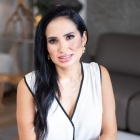 Dra. Tássia Helen F. Pompeu Tavares