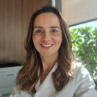 Dra. Alyne Ornellas Neves