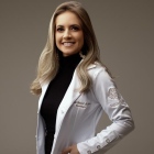 Dra. Larissa Baccoli Monge