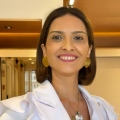 Sabrina Leite de Barros Alcalde, Dermatologista São Paulo
