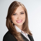 Dra. Mariana Fuganti de Souza