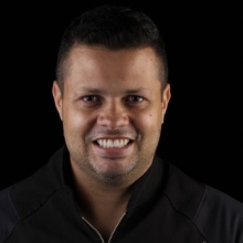 Ampliar imagem: Mário Guimarães, Dentista Rio de Janeiro