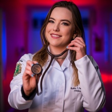 Rubia  Finster Freitas, Médico clínico geral Concórdia