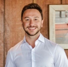 Dr. Bruno Alvarez