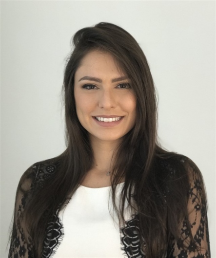 Dra. Juliana de Oliveira Pinto
